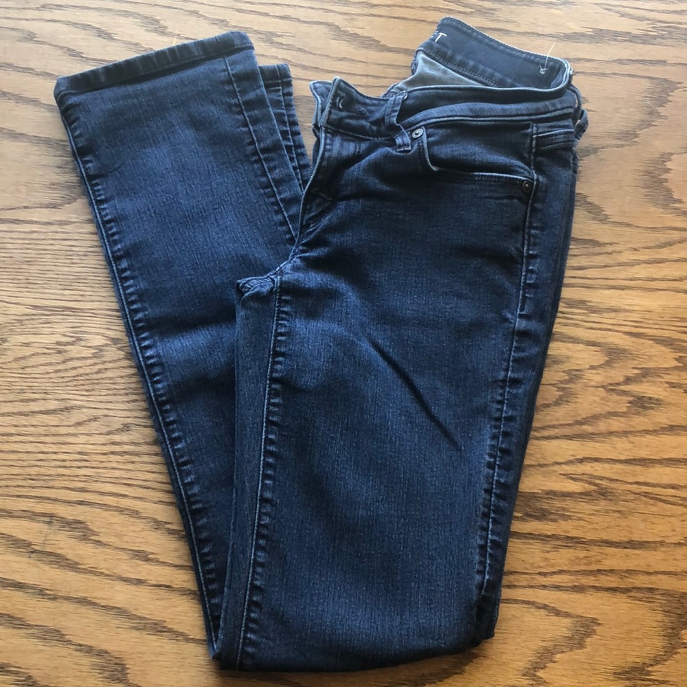 LOFT Curvy Straight Jeans